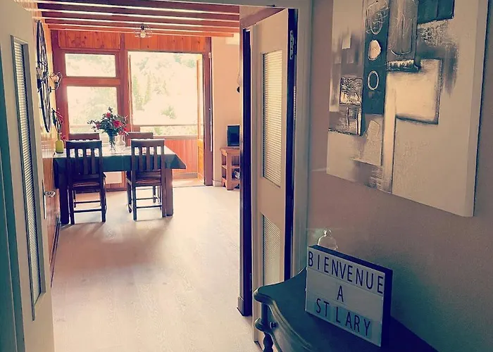 Apartment Les Cimes 55 M2 - Piscine Interieure Vue Montagne Centre Village - Parking - Avec Linge Et Menage De Fin De Sejour Compris